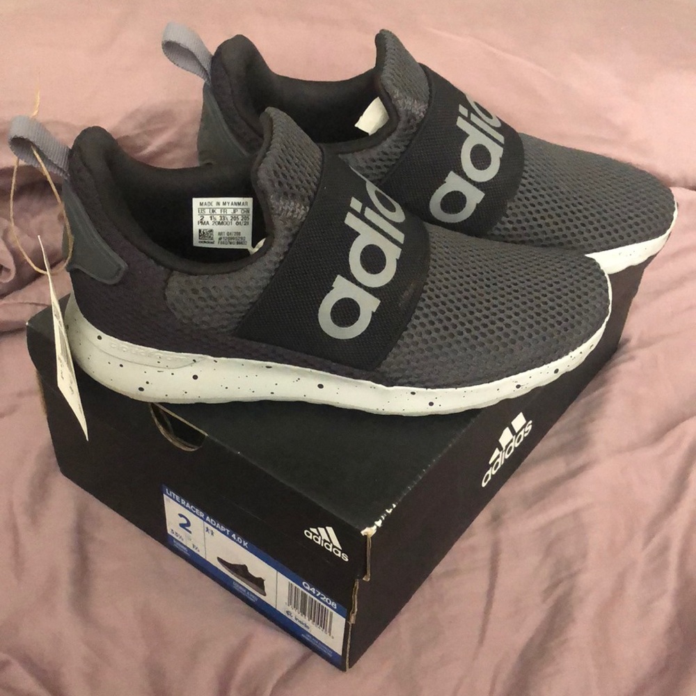 Boys Adidas Lite Racer Adapt 4.0K Size 2 - NWT